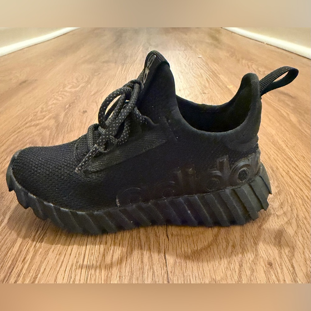 Adidas Kids Kaptir 3.0 Black on Black  Sneakers